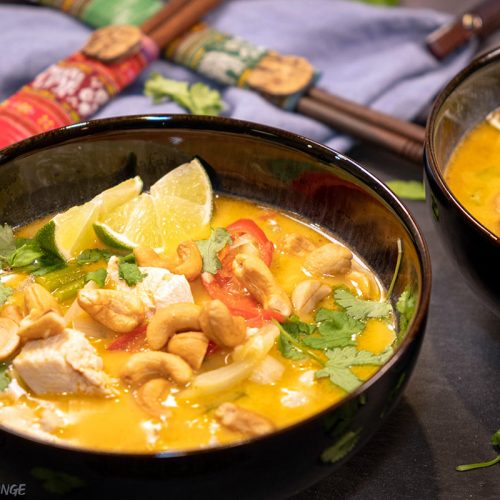 TOM KHA GAI soup